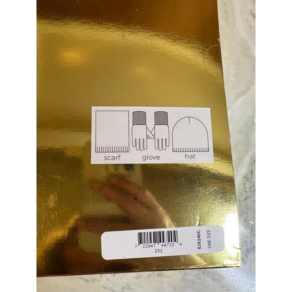 Michael Kors Hat Scarf Gloves set tan logo print - Picture 5 of 5